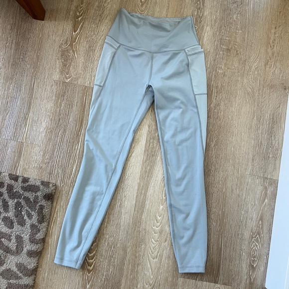 NWOT Light Grey Nessa Skip Stripe High Waisted Leggings - Picture 3 of 4